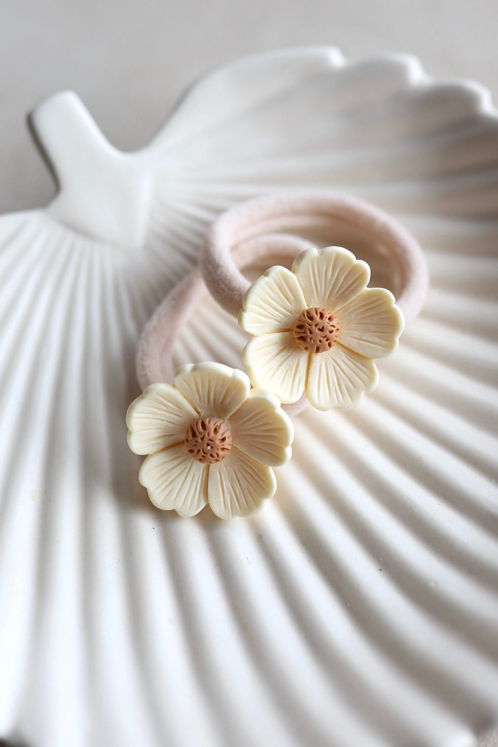 Haarelastiekjes maxi - bloemetje creme