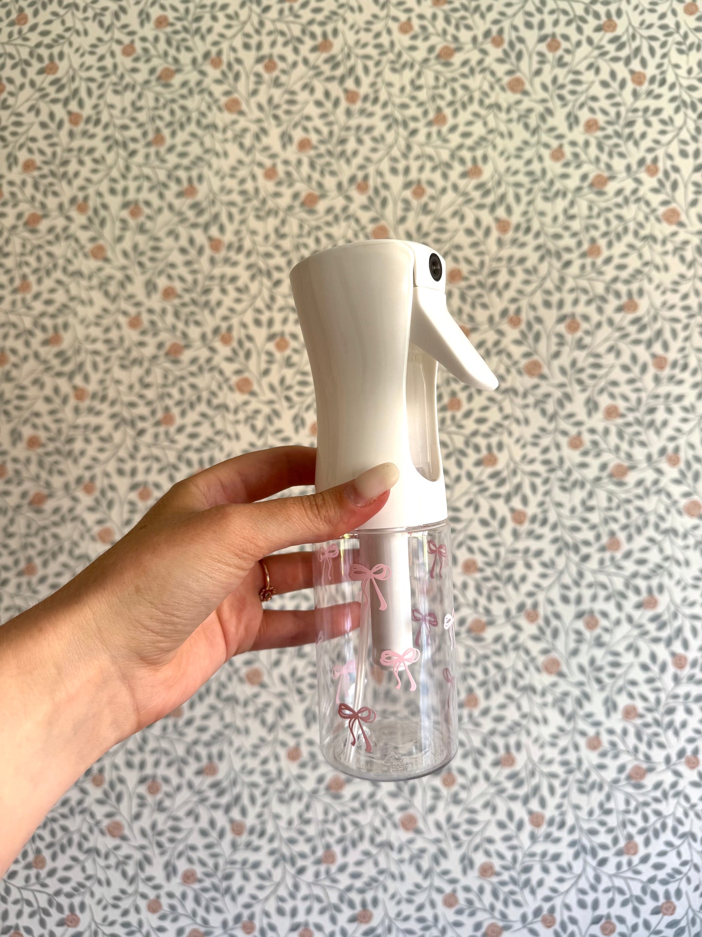 Vernevelende spray - strikjes