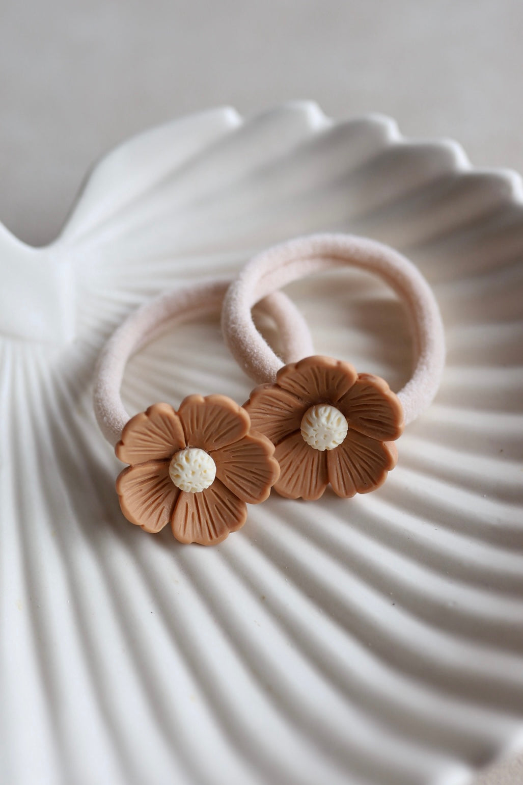 Haarelastiekjes maxi - bloemetjes bruin