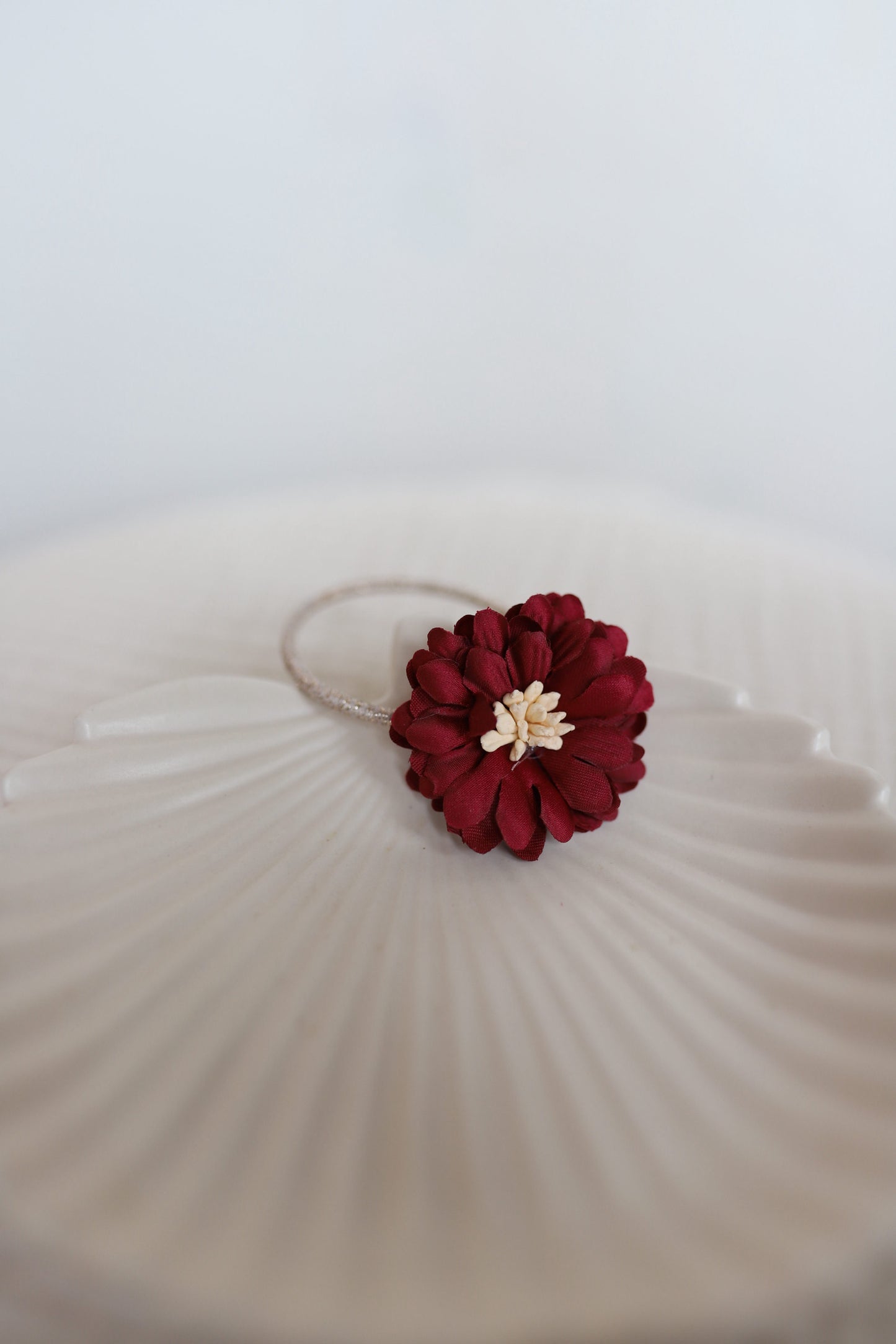 Haarelastiekje - bloem rood